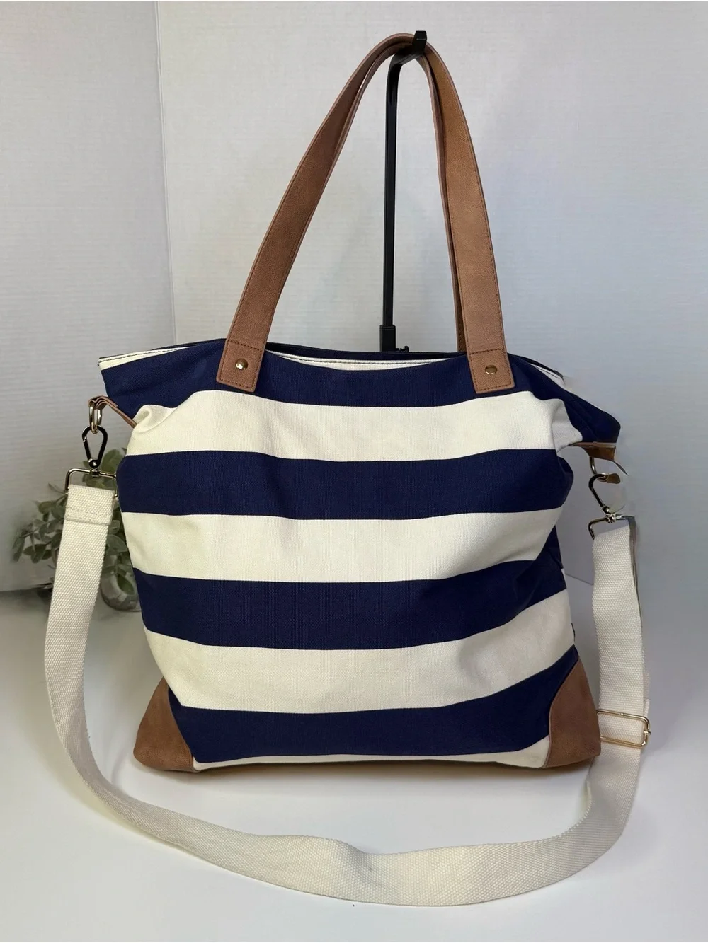 Merona Nautical Navy & Cream Striped Canvas Tote Beach Bag with Crossbody Strap